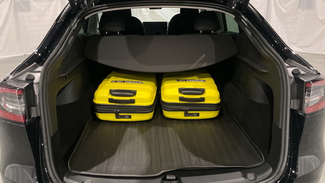 2023 Tesla Model Y Rear-wheel Drive, Automatic, 55315 km, Boot Inside View with Luggage