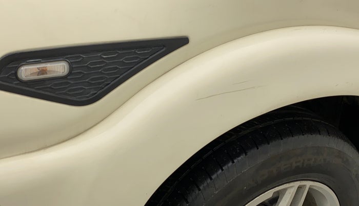2020 Mahindra Scorpio S5, Diesel, Manual, 56,893 km, Right fender - Minor scratches