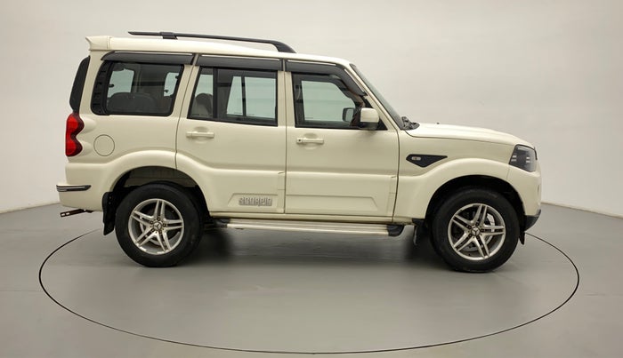 2020 Mahindra Scorpio S5, Diesel, Manual, 56,893 km, Right Side View