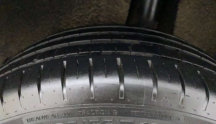 2021 Maruti Baleno ZETA PETROL 1.2, Petrol, Manual, 19,771 km, Left Rear Tyre Tread