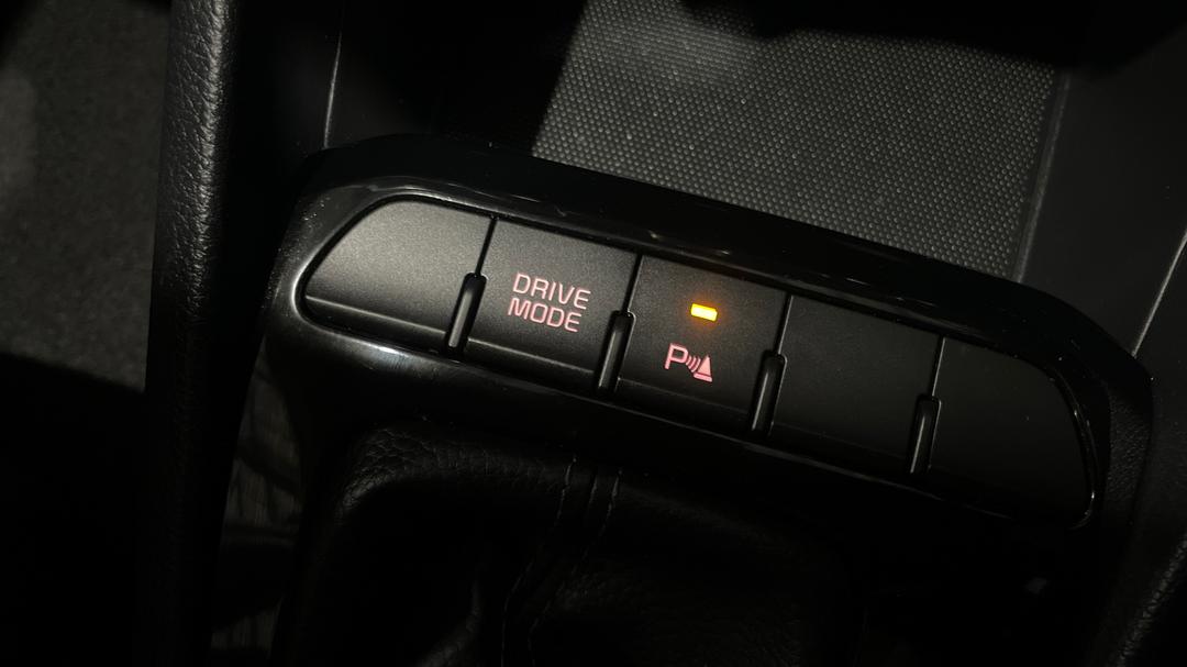 2024 Kia Stonic S, Automatic, 24264 km, Utility Switches/Buttons