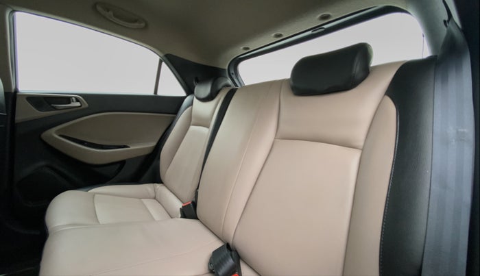 2015 Hyundai Elite i20 ASTA 1.2, Petrol, Manual, 53,857 km, Right Side Rear Door Cabin