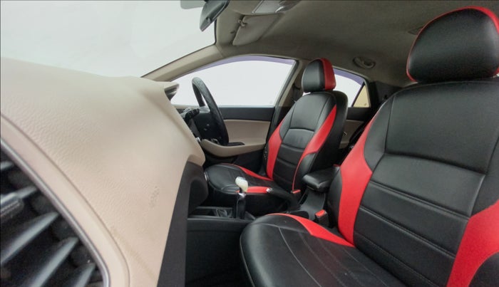 2015 Hyundai Elite i20 ASTA 1.2, Petrol, Manual, 88,718 km, Right Side Front Door Cabin