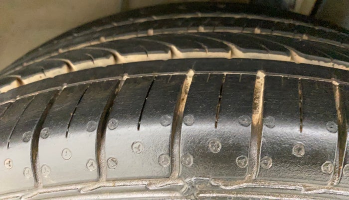 2015 Hyundai Elite i20 ASTA 1.2, Petrol, Manual, 88,718 km, Left Rear Tyre Tread