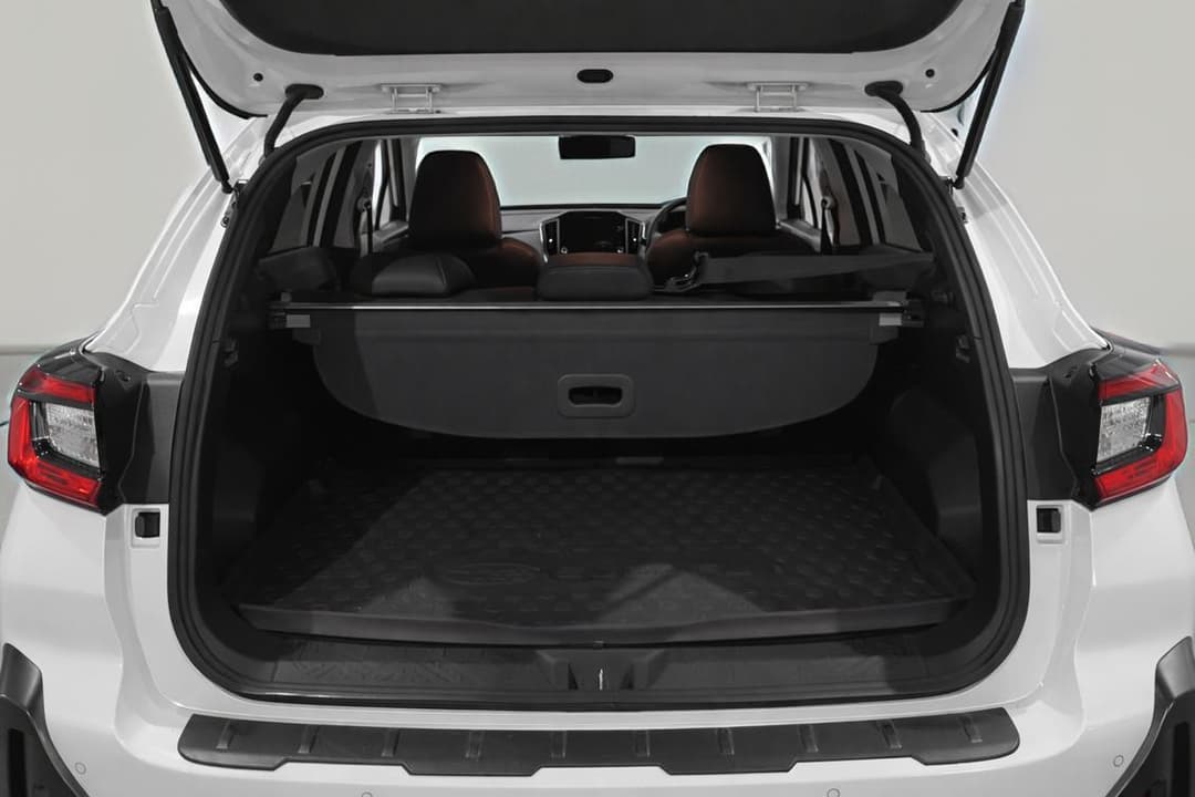 2023 Subaru Crosstrek AWD 2.0s, Automatic, 48963 km, Boot Inside View