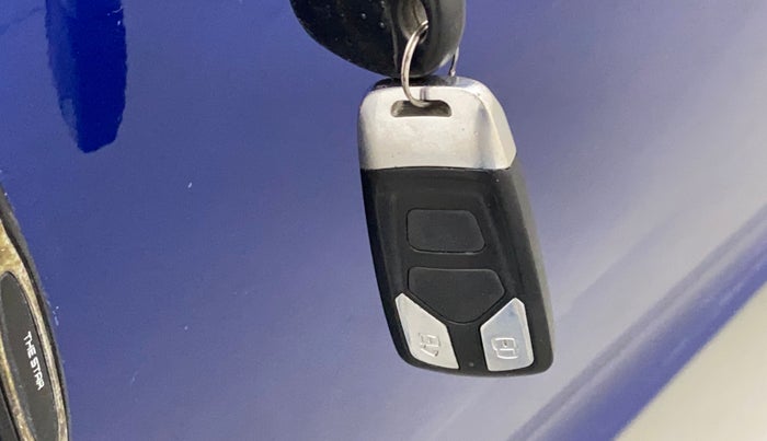 2018 Hyundai Eon ERA +, Petrol, Manual, 19,728 km, Lock system - Remote key not functional