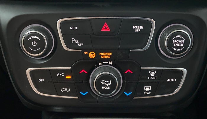 2018 Jeep Compass LONGITUDE 2.0 DIESEL, Diesel, Manual, 1,13,694 km, Automatic Climate Control