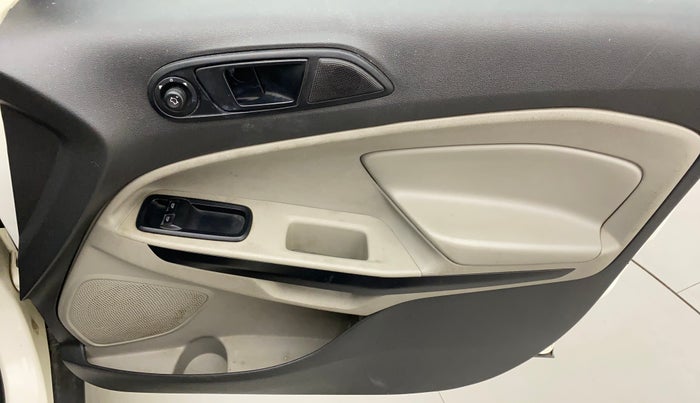 2017 Ford Ecosport AMBIENTE 1.5L PETROL, Petrol, Manual, 71,266 km, Driver Side Door Panels Control