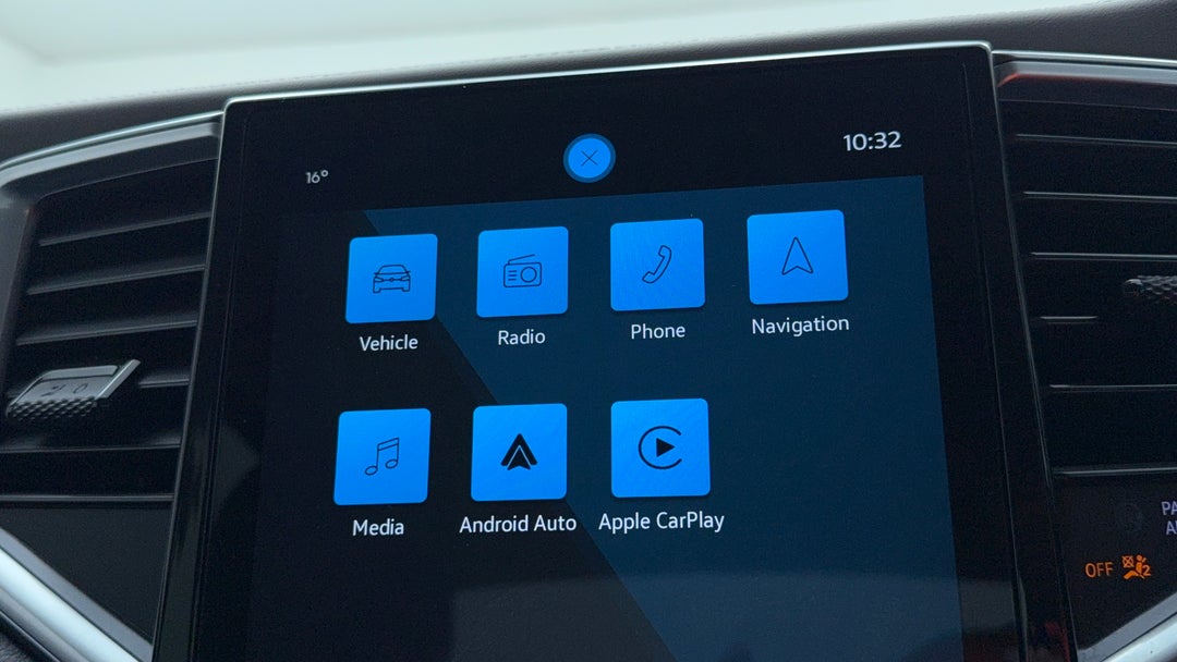 Android/Apple Car Play