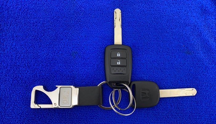 2019 Honda Amaze 1.2L I-VTEC S CVT, Petrol, Automatic, 21,638 km, Key Close Up