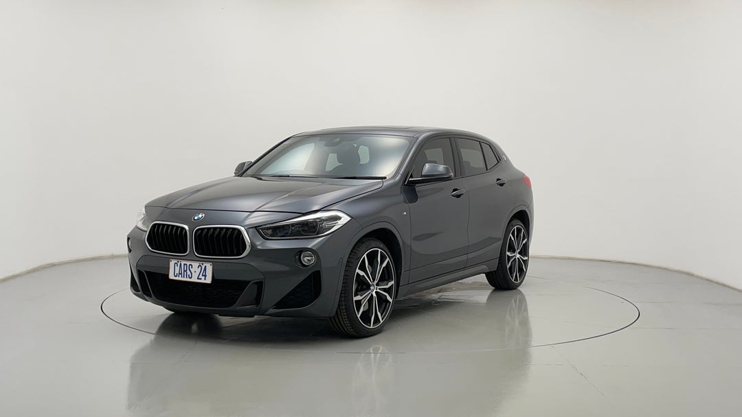 Left Front Diagonal (45- Degree) View