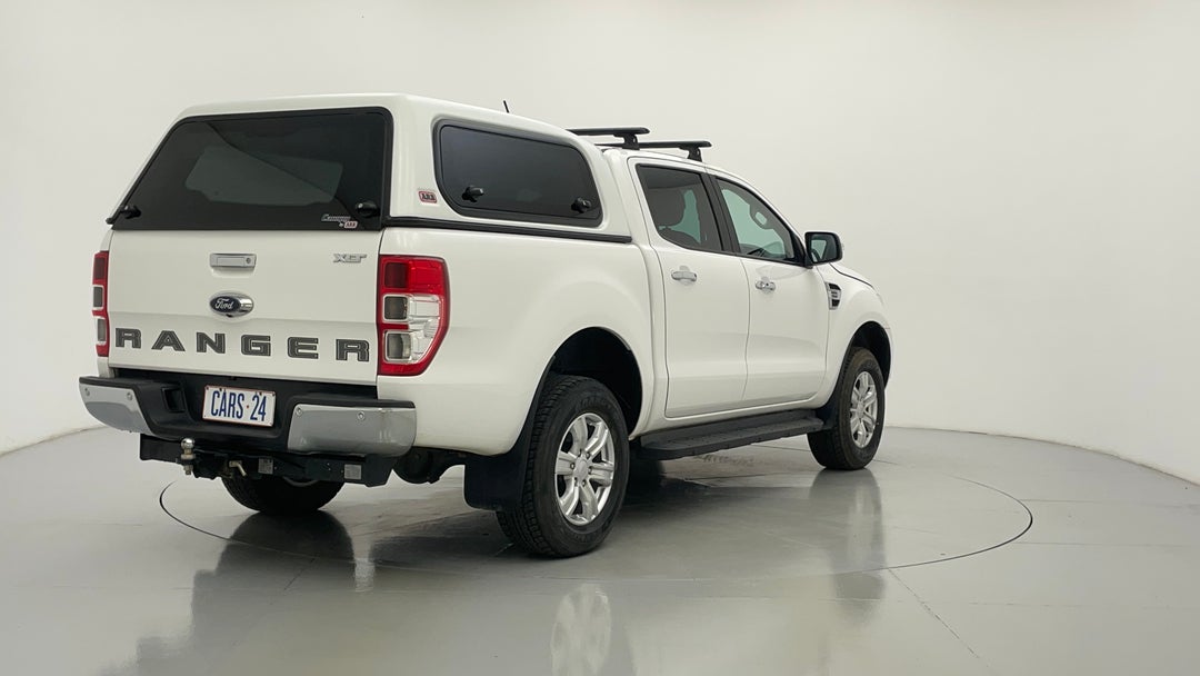 Right Back Diagonal (45- Degree) View