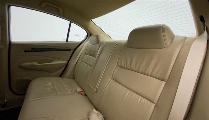 2013 Honda City 1.5L I-VTEC S MT, Petrol, Manual, 33,098 km, Right Side Rear Door Cabin