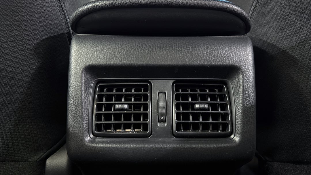 2024 Toyota Camry Ascent, Automatic, 46370 km, Rear A/C Vent