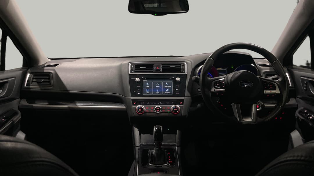 2017 Subaru Outback 2.5i Premium AWD, Automatic, 105348 km, Dashboard View