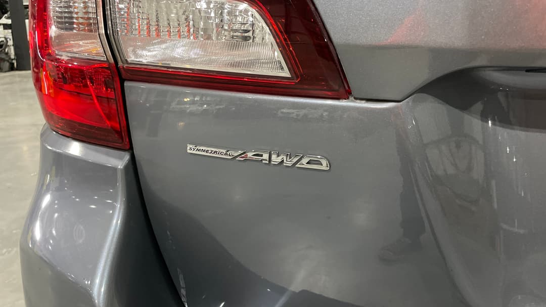 2017 Subaru Outback 2.5i Premium AWD, Automatic, 105348 km, Badge (Boot Left Side)