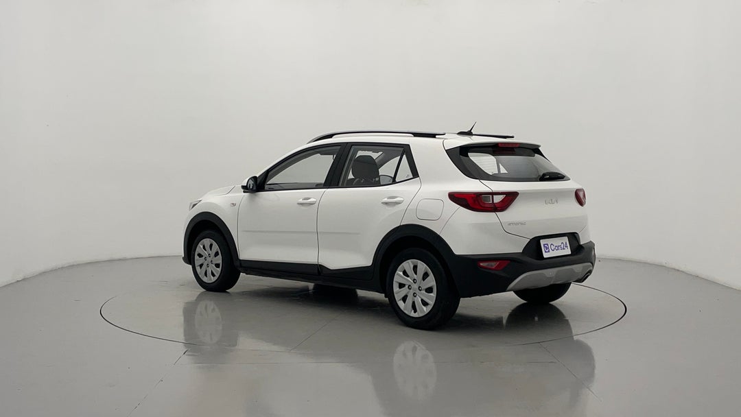 Left Back Diagonal (45- Degree) View