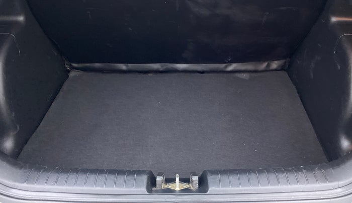2019 Hyundai VENUE 1.4 CRDI MT SX, Diesel, Manual, 39,005 km, Boot Inside