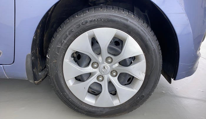 2015 Hyundai Xcent S 1.2, Petrol, Manual, 21,892 km, Right Front Wheel