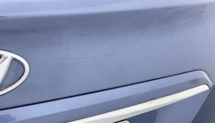 2015 Hyundai Xcent S 1.2, Petrol, Manual, 21,892 km, Dicky (Boot door) - Minor scratches