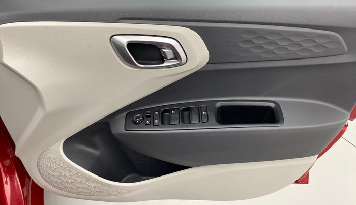 2022 Hyundai AURA SX (O) MT, Petrol, Manual, 3,382 km, Driver Side Door Panels Control