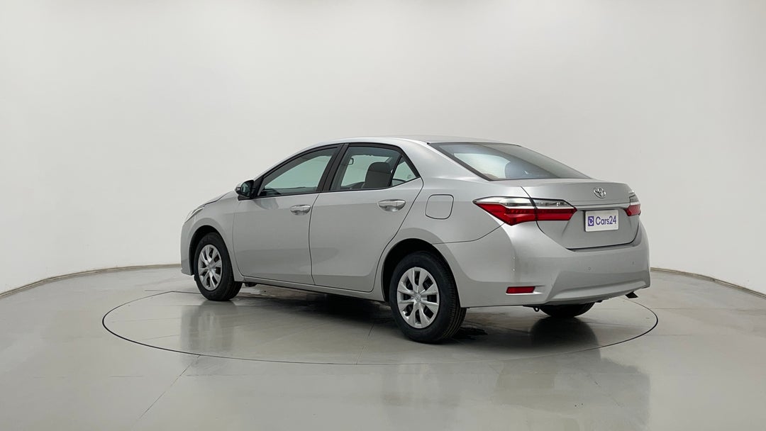 Left Back Diagonal (45- Degree) View