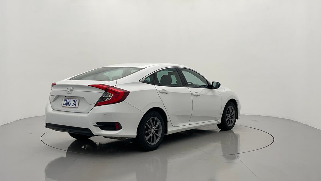 Right Back Diagonal (45- Degree) View