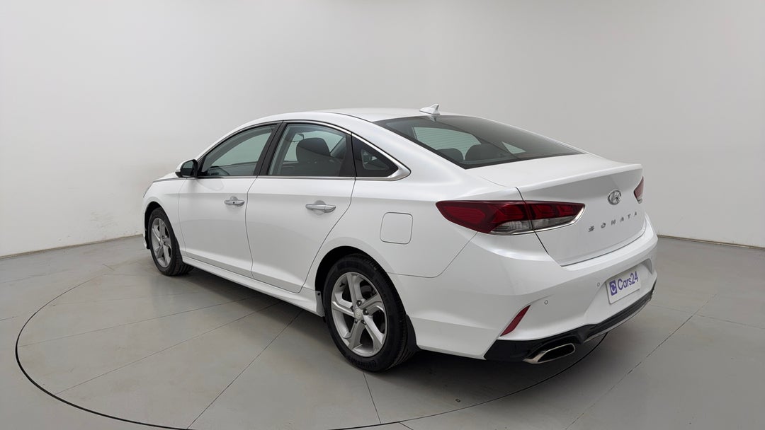 Left Back Diagonal (45- Degree) View