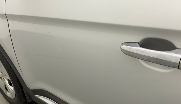 2016 Hyundai Creta S 1.6 PETROL, Petrol, Manual, 77,095 km, Front passenger door - Minor scratches