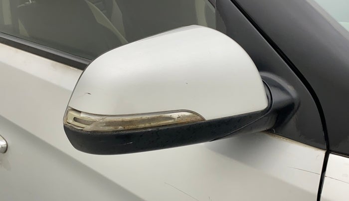 2016 Hyundai Creta S 1.6 PETROL, Petrol, Manual, 77,095 km, Right rear-view mirror - Indicator light has minor damage