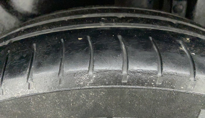 2014 Maruti Swift Dzire VDI BS IV, Diesel, Manual, 67,668 km, Left Rear Tyre Tread