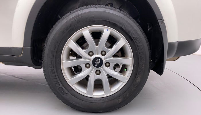 2019 Mahindra XUV500 W9, Diesel, Manual, 38,535 km, Left Rear Wheel