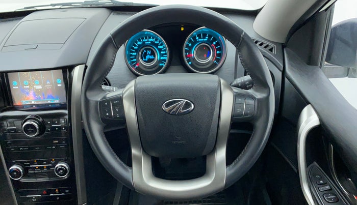 2019 Mahindra XUV500 W9, Diesel, Manual, 38,535 km, Steering Wheel Close Up