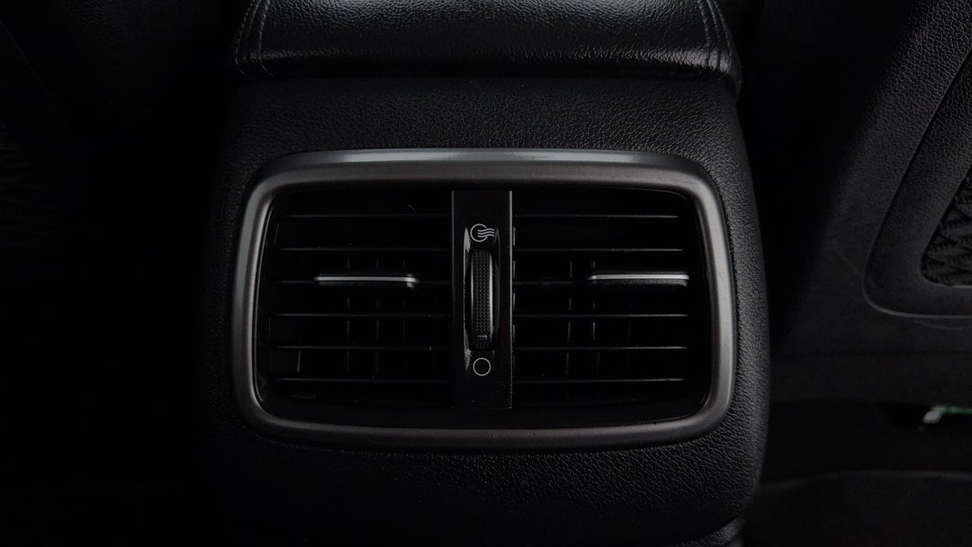 2016 Kia Sorento Platinum (4x4), Automatic, 152536 km, Rear A/C Vent