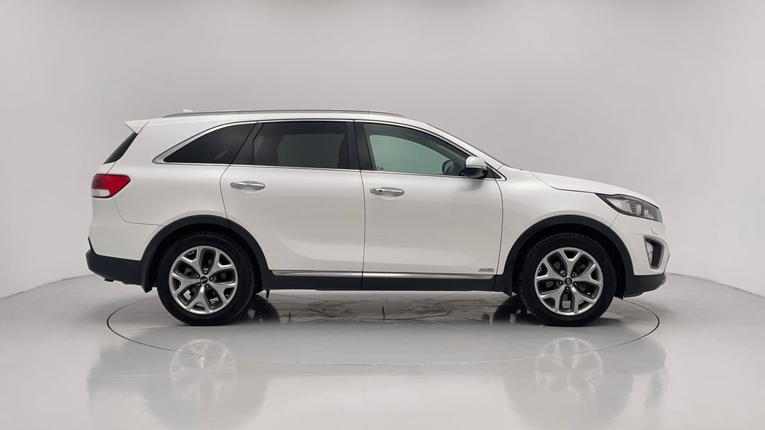 2016 Kia Sorento Platinum (4x4), Automatic, 152536 km, Right Side View