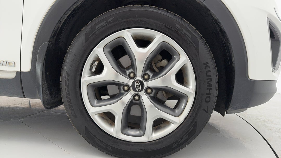 2016 Kia Sorento Platinum (4x4), Automatic, 152536 km, Right Front Wheel