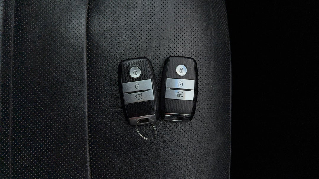 2016 Kia Sorento Platinum (4x4), Automatic, 152536 km, Key Close-up