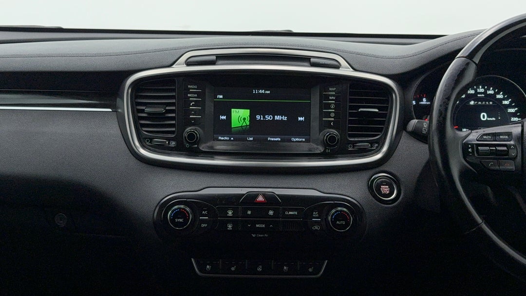 2016 Kia Sorento Platinum (4x4), Automatic, 152536 km, Center Console