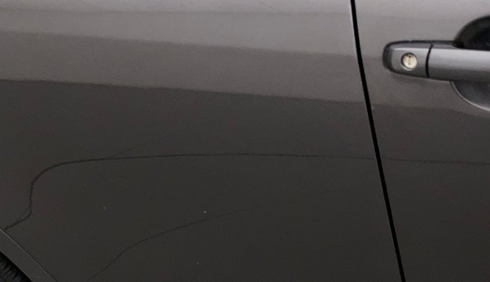 2016 Maruti Swift VXI, Petrol, Manual, 52,530 km, Right rear door - Minor scratches