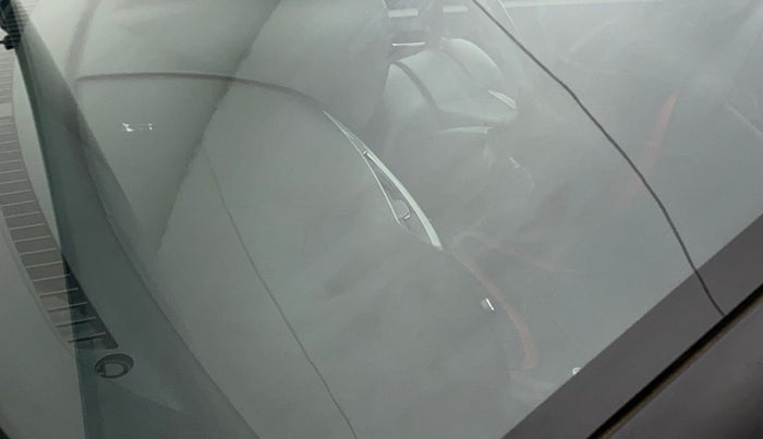2016 Maruti Swift VXI, Petrol, Manual, 52,530 km, Front windshield - Minor spot on windshield