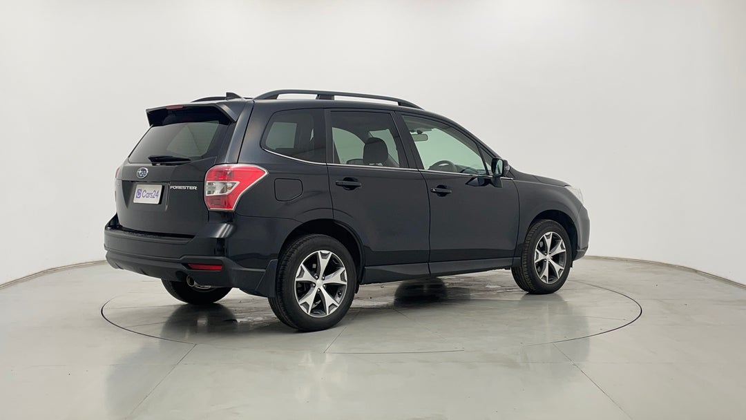 Right Back Diagonal (45- Degree) View