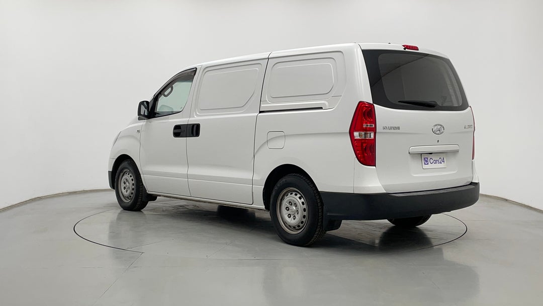 Left Back Diagonal (45- Degree) View