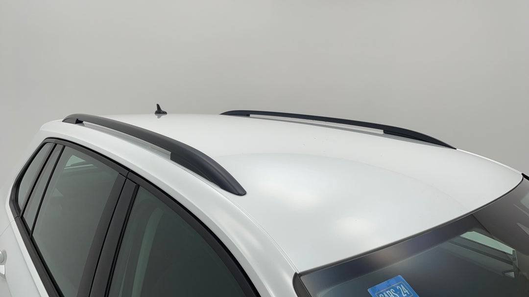 2018 Volkswagen Tiguan 110 Tsi Trendline, Automatic, 31946 km, Roof/Sunroof View