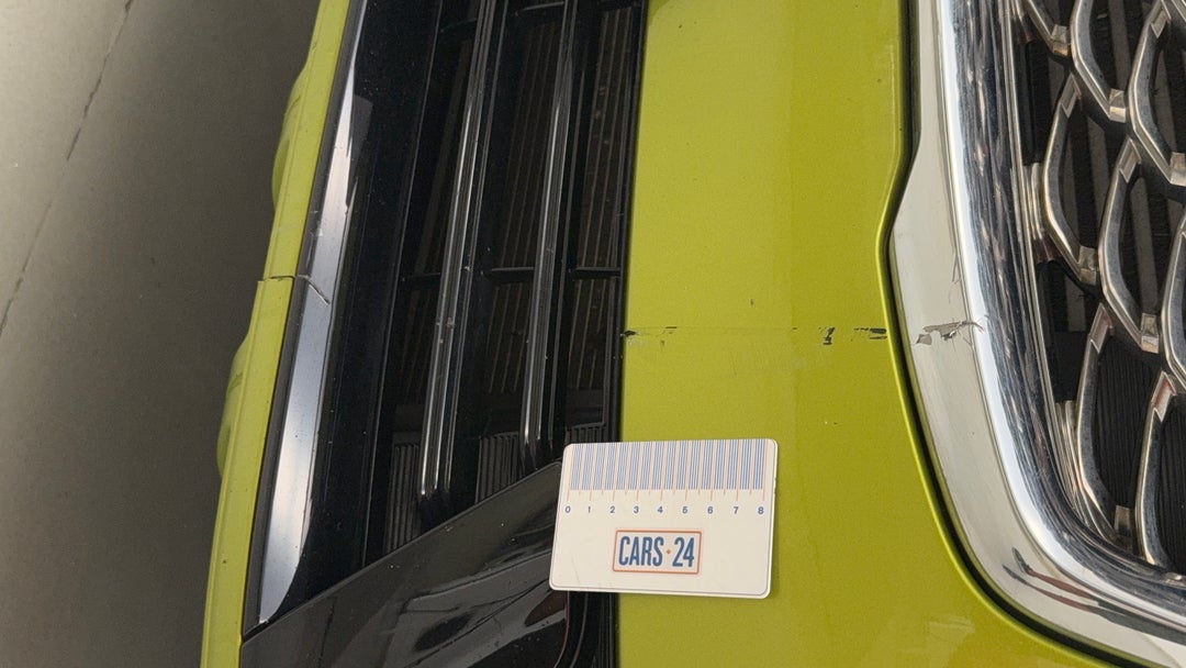 Bumper Front Scratch