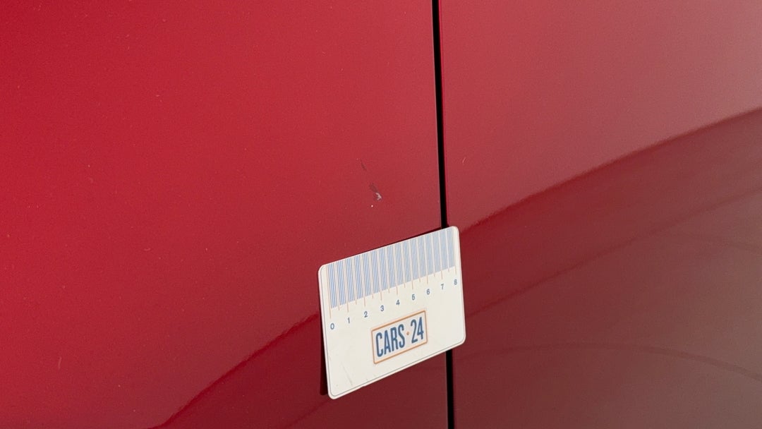 Quarter Panel Front LHS Guard Dent