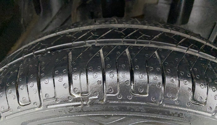 2017 Datsun Go Plus T, Petrol, Manual, 41,479 km, Right Front Tyre Tread