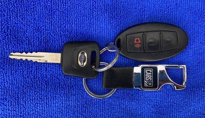 2017 Datsun Go Plus T, Petrol, Manual, 41,479 km, Key Close Up