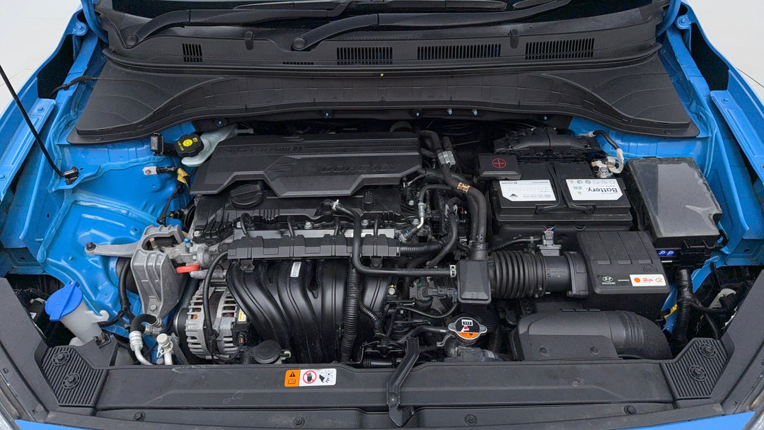 Open Bonnet (Engine)