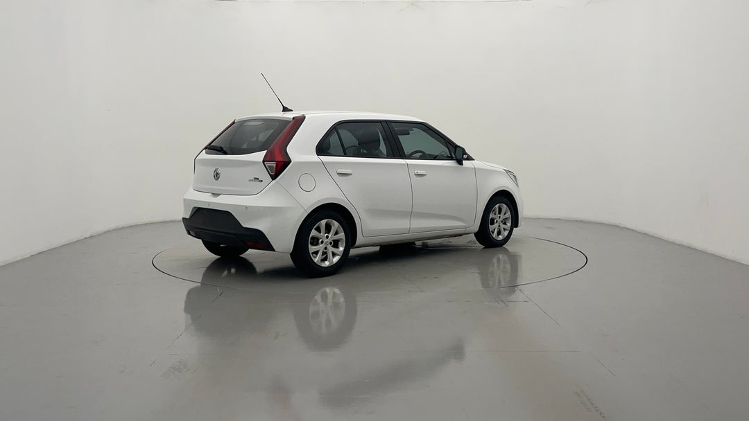 Right Back Diagonal (45- Degree) View