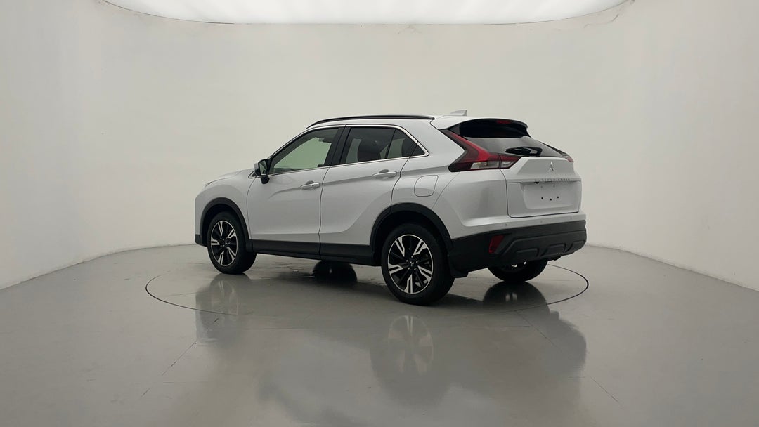 Left Back Diagonal (45- Degree) View